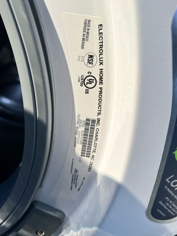 Electrolux Front Load Washer Dryer Set In White Color - Image 3