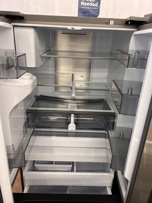 Midea French Door Refrigerator - Slightly Dented - Full Performance - Image 2